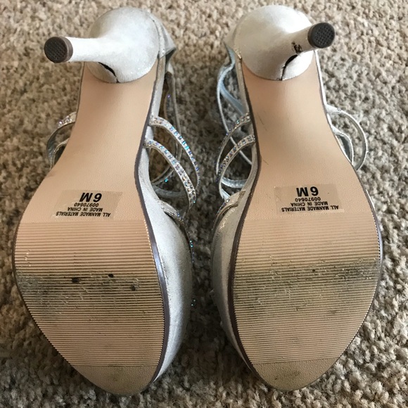 Strappy heels - Picture 2 of 4